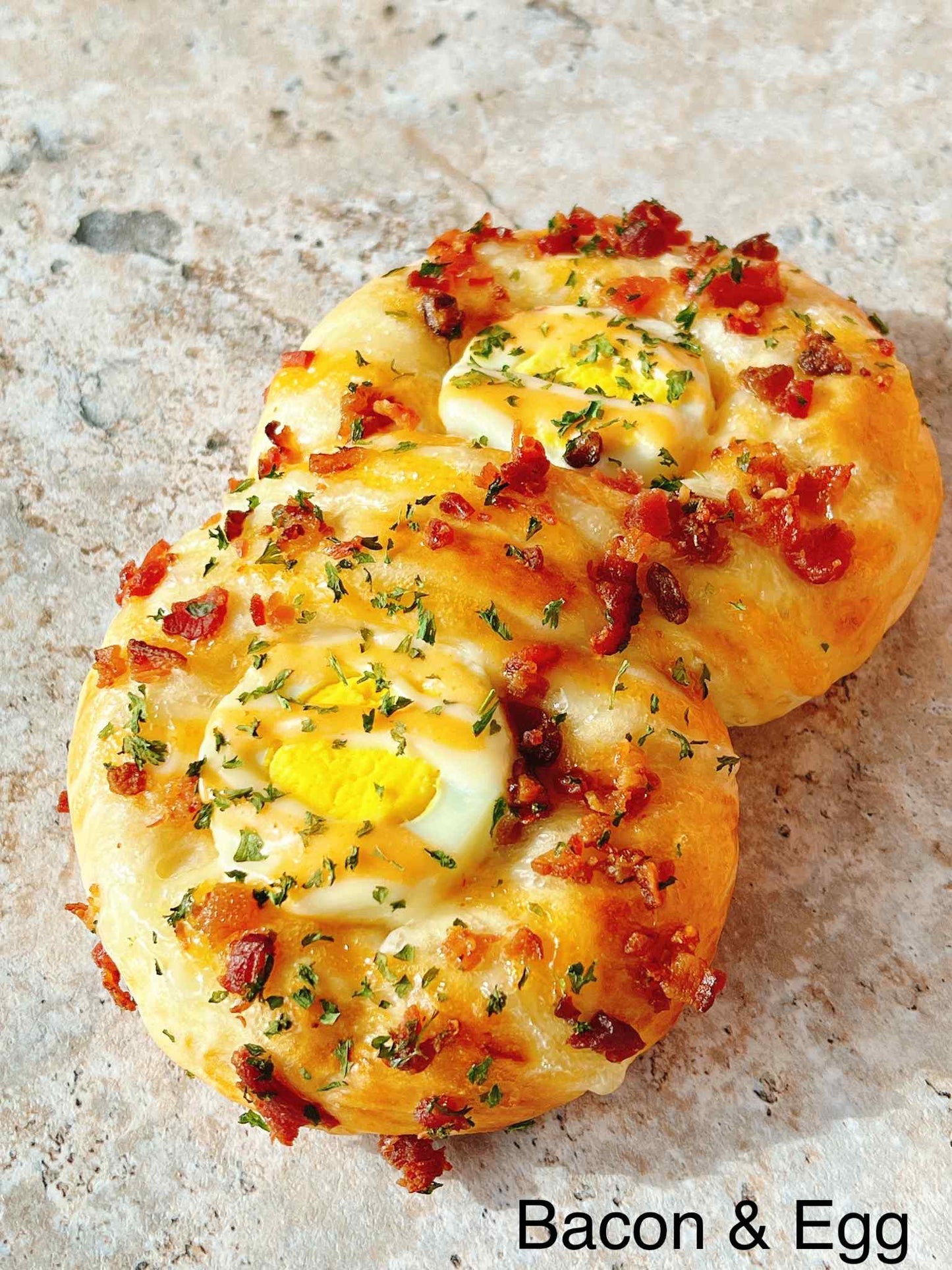 Bacon & Egg Bun / Bánh Mì Bacon Trứng