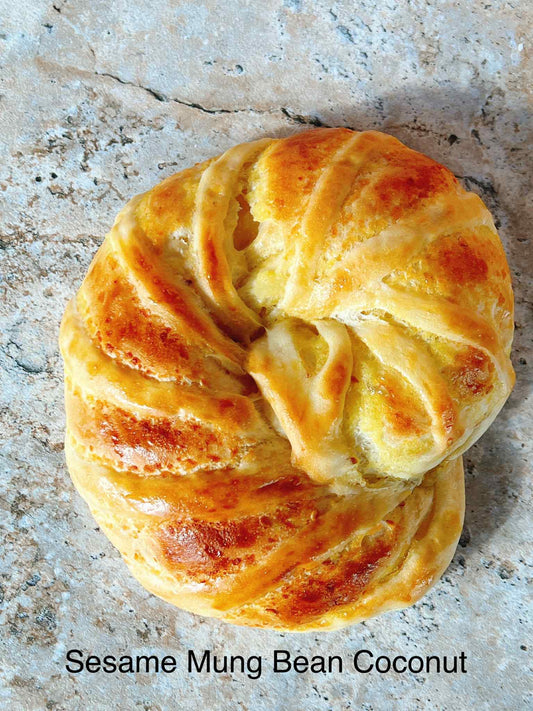 Coconut Butter Bun / Bánh Nhân Dừa Đậu Xanh